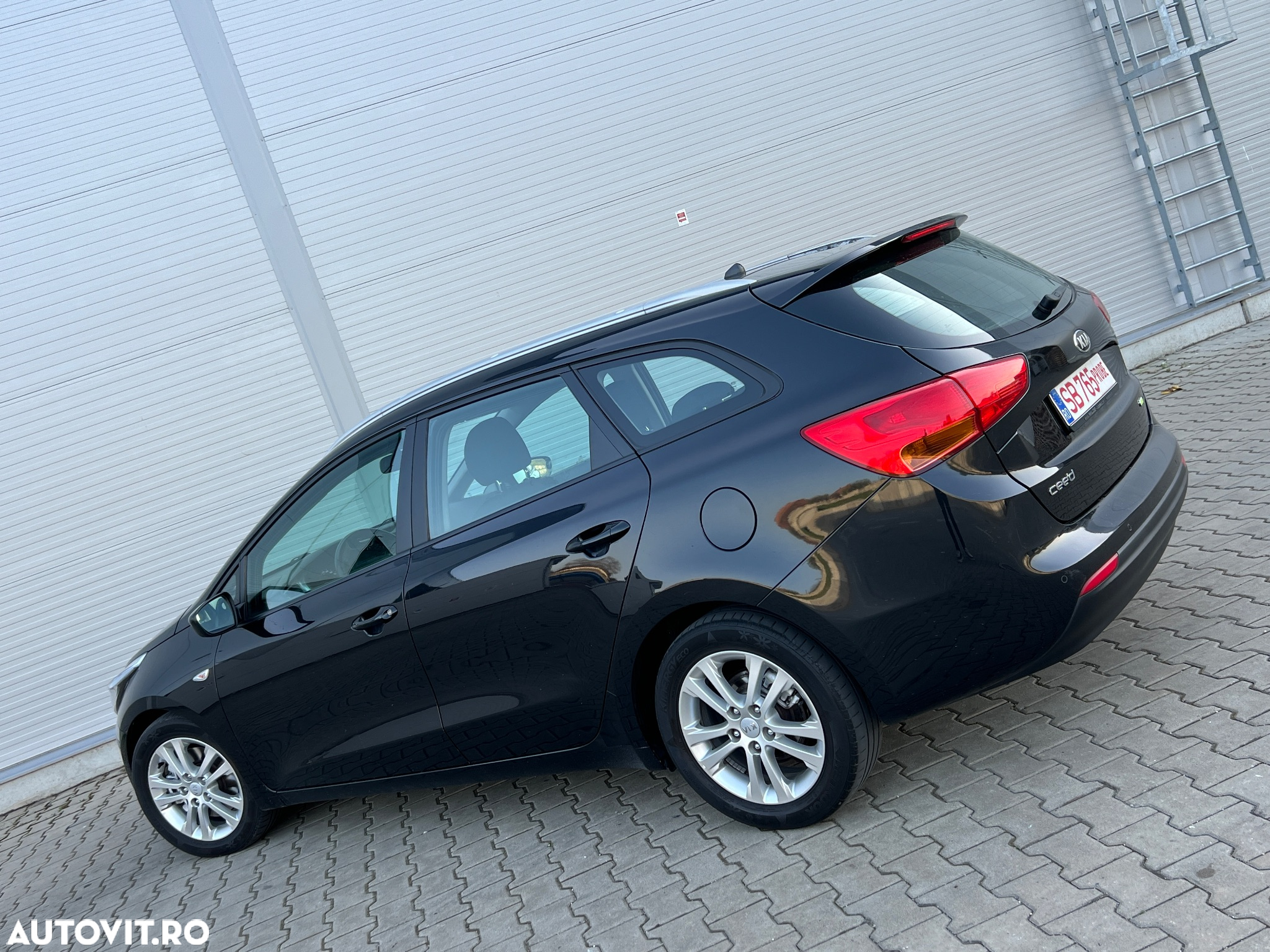 Kia Ceed 1.6 DSL Star - 3
