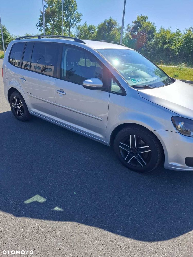 Volkswagen Touran - 2