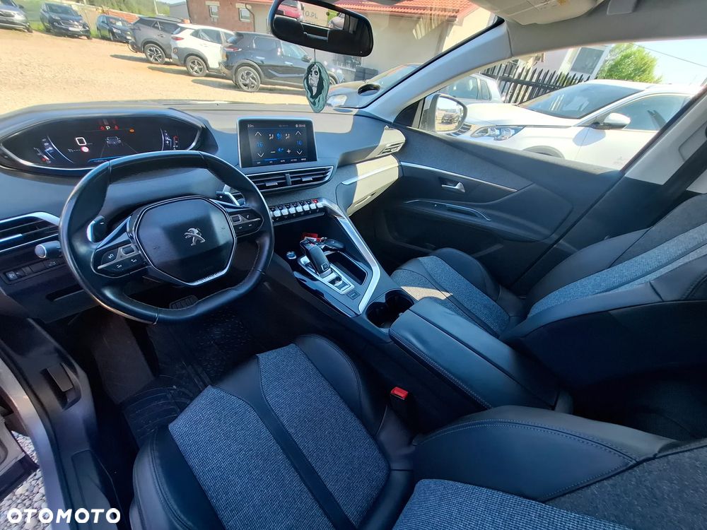 Peugeot 3008 PureTech 130 Stop & Start EAT6 Allure - 9