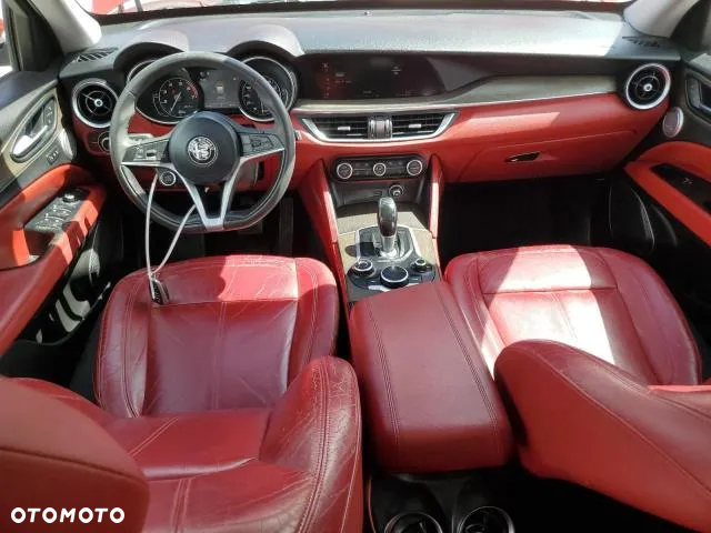 Alfa Romeo Stelvio 2.0 Turbo Veloce TI Q4 - 8