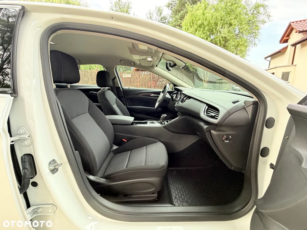 Opel Insignia 2.0 CDTI Business Elegance S&S - 25