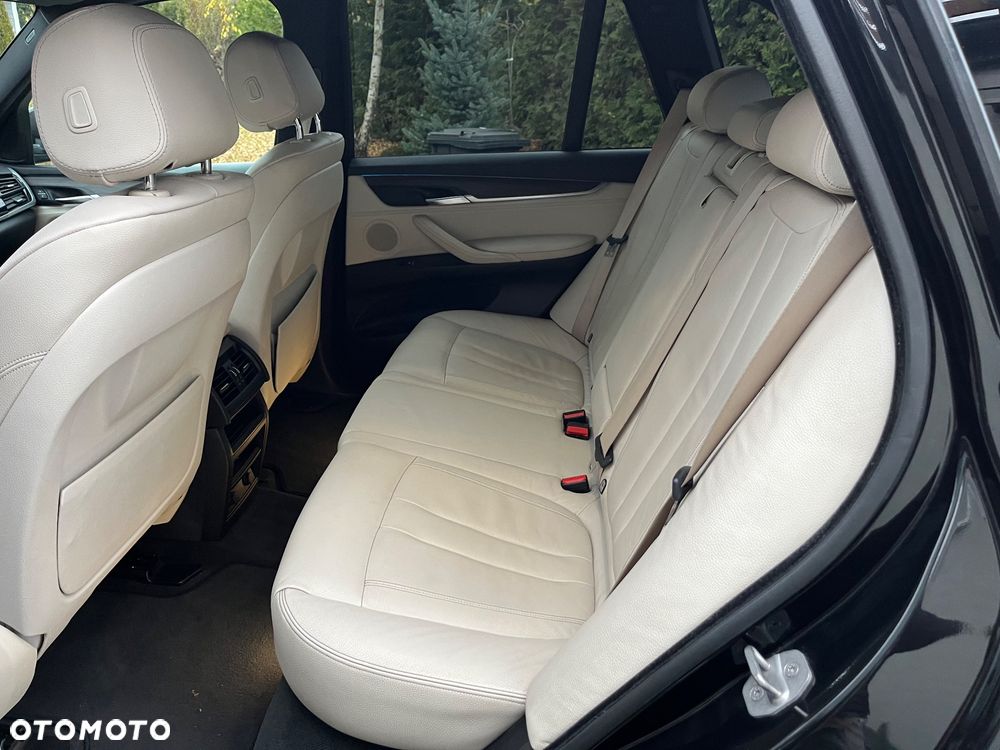 BMW X5 xDrive25d - 11