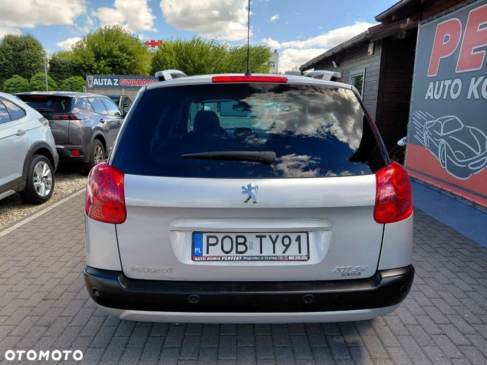 Peugeot 207 - 7