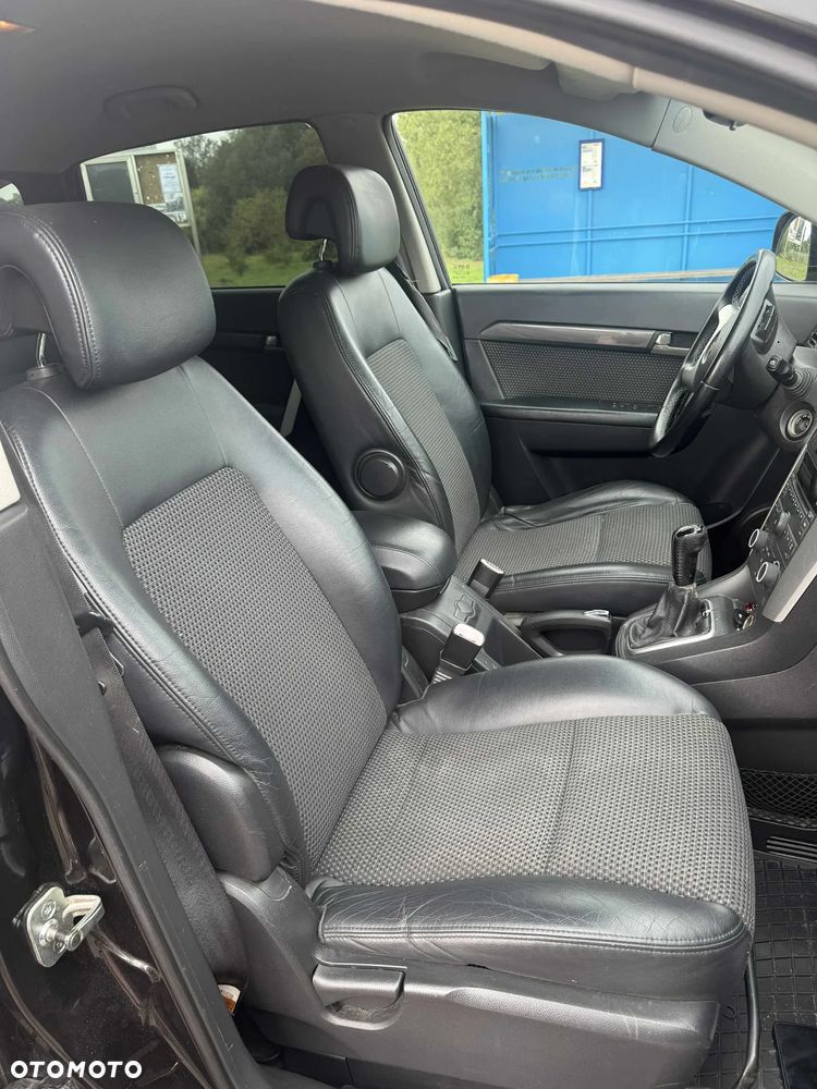 Chevrolet Captiva 2.4 LS - 10