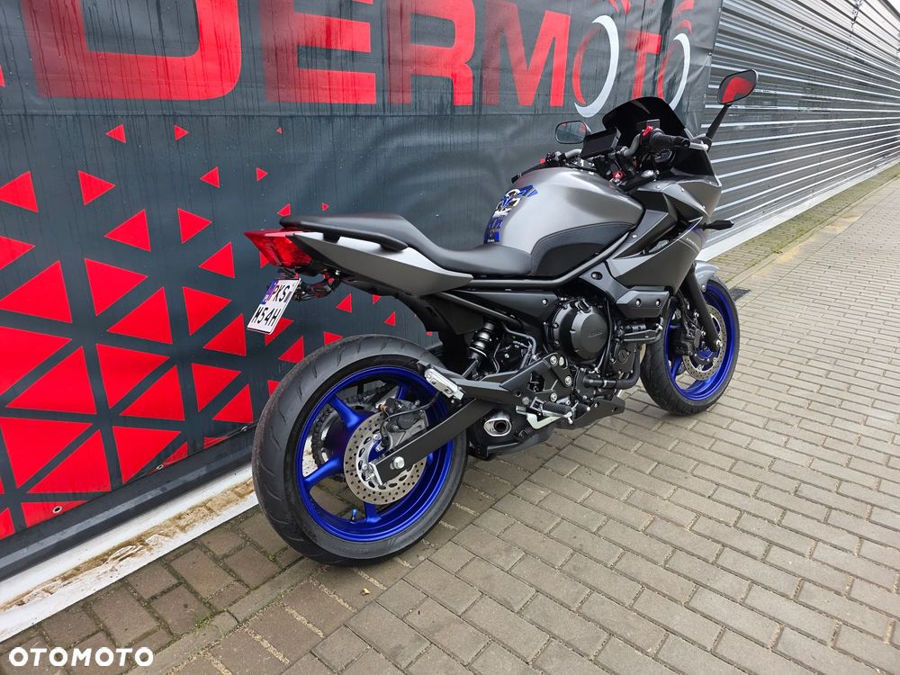 Yamaha XJ - 3