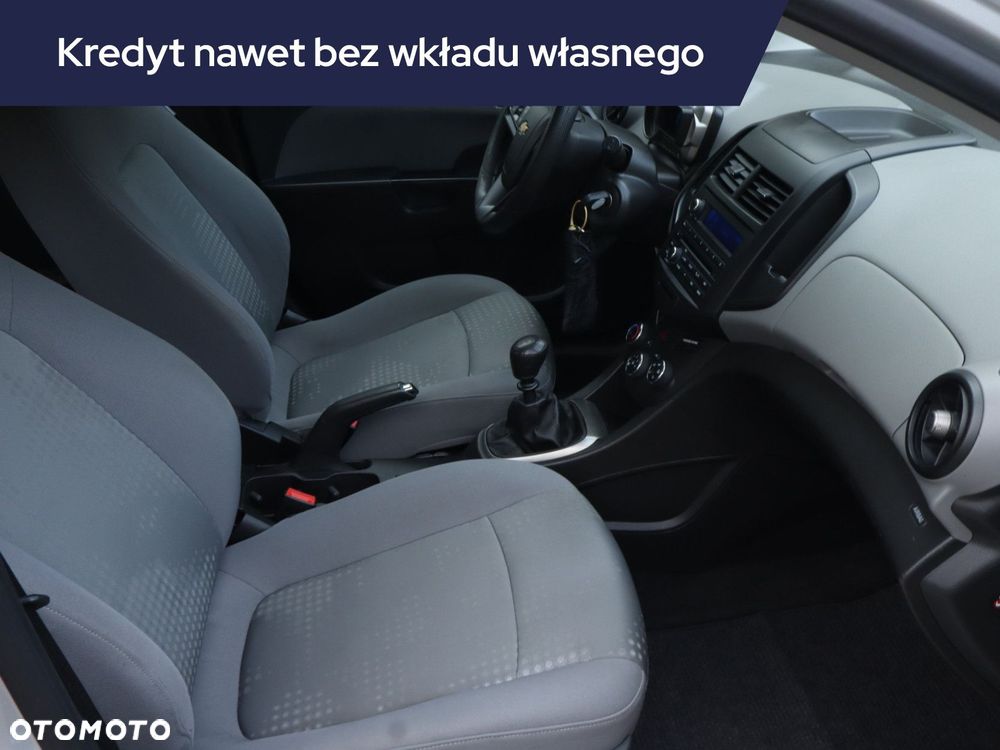 Chevrolet Aveo - 11