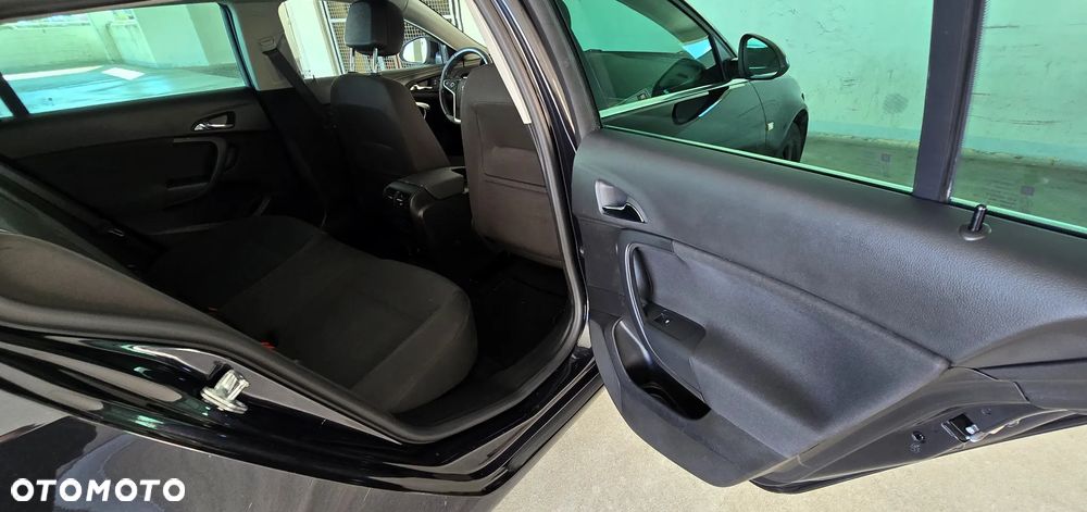 Opel Insignia - 34