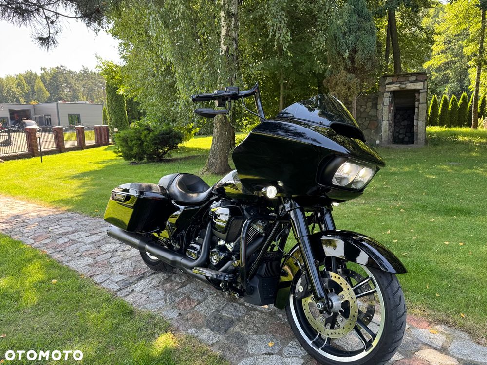 Harley-Davidson Touring Road Glide - 3