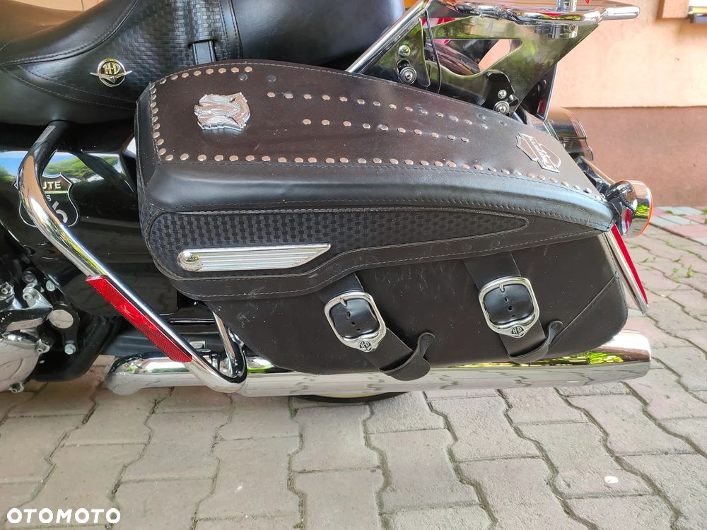 Harley-Davidson Touring Road King - 16