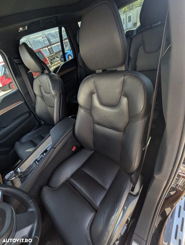 Volvo XC 90 D5 AWD Geartronic RDesign - 4