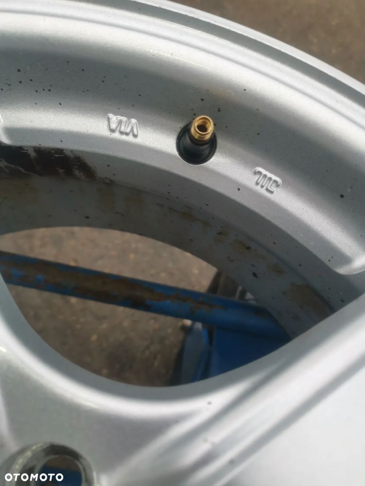 ALUFELGI FELGI ALUMINIOWE VIA VLVO PEUGEOT, FORD, CITROEN, 5X108 R16 7JX ET45 Otwór Centrujący 63,4 mm - 7