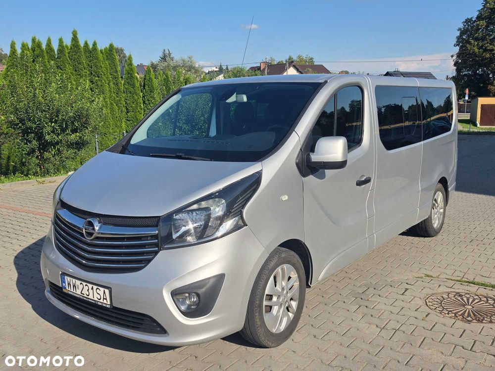 Opel Vivaro - 1