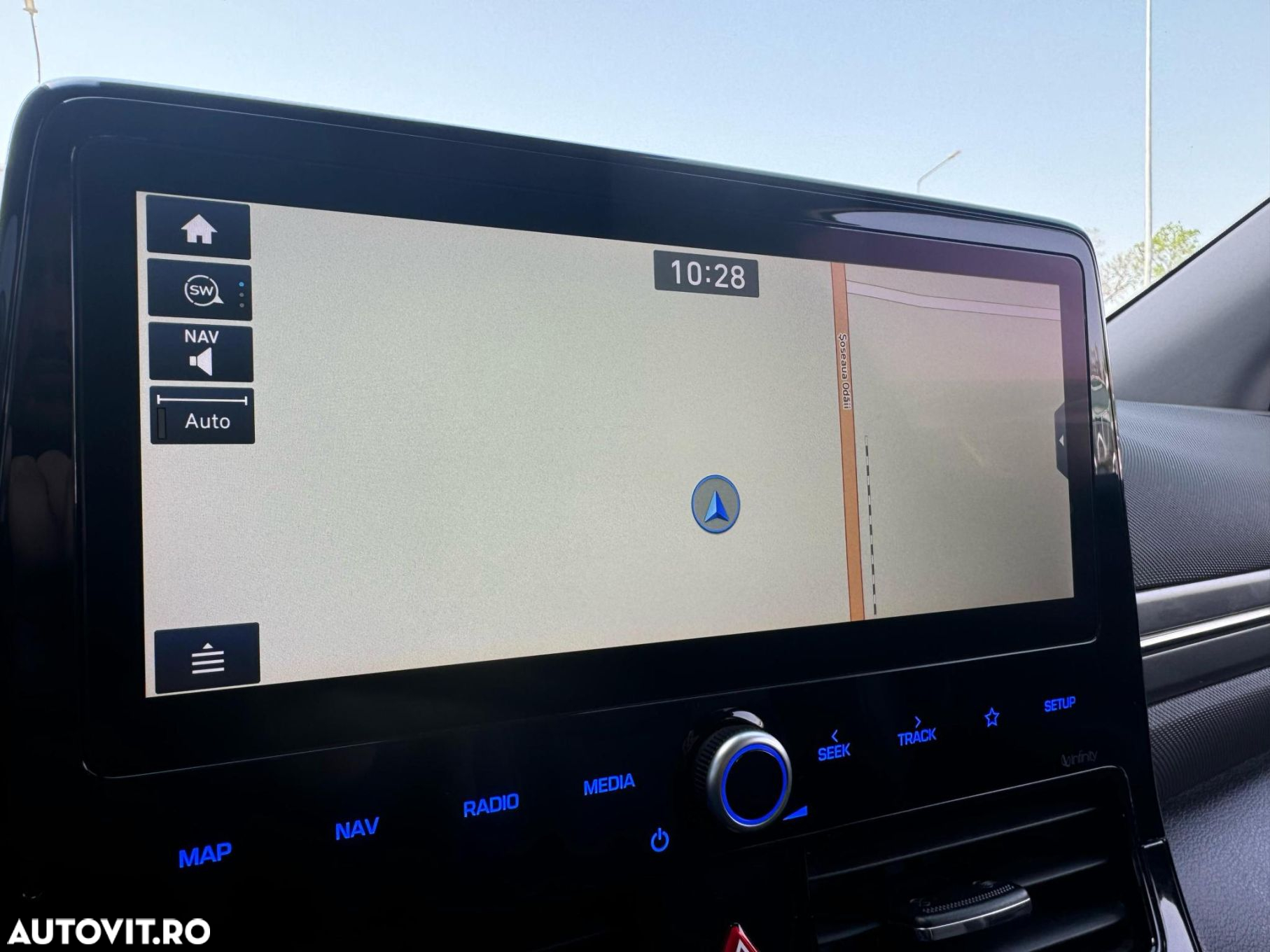 Hyundai IONIQ - 29