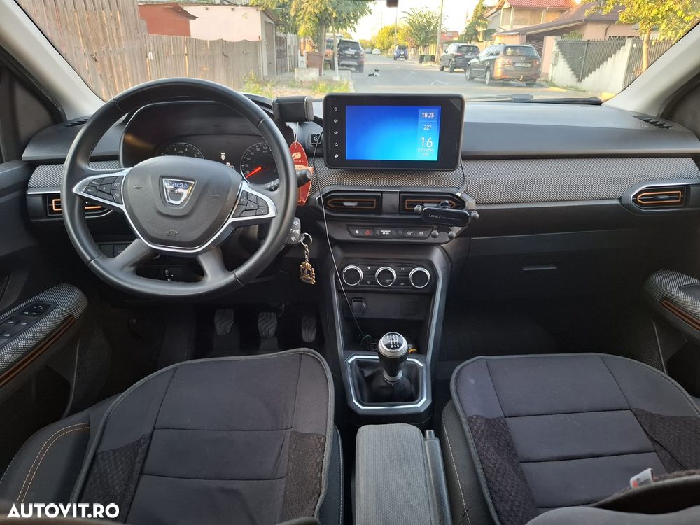 Dacia Sandero - 6