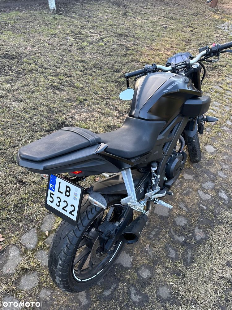 Yamaha MT - 6