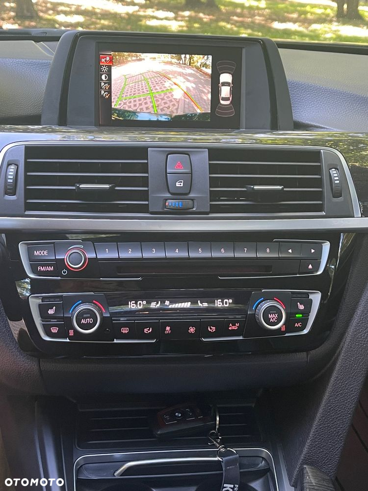 BMW Seria 3 328i xDrive - 11