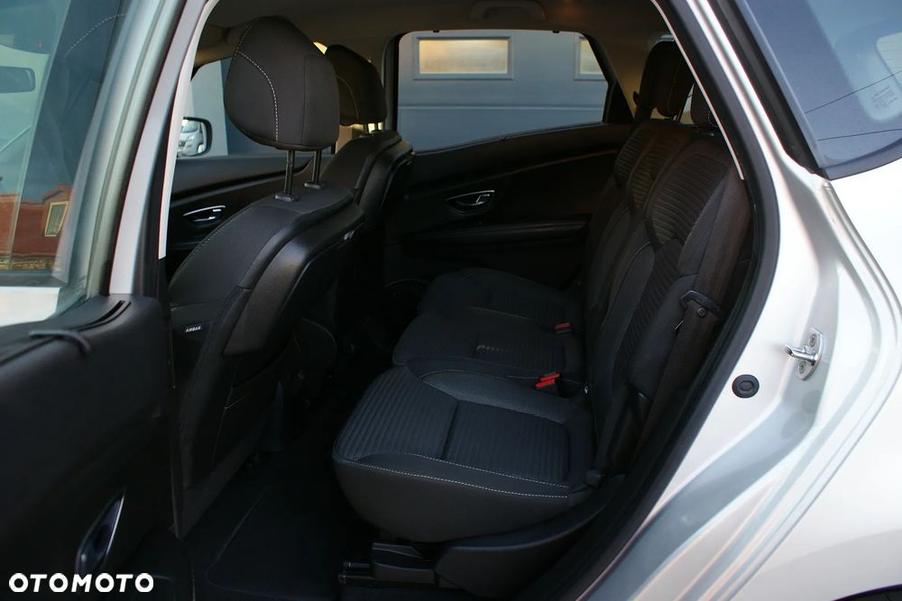 Renault Scenic 1.6 dCi Energy Dynamique - 8