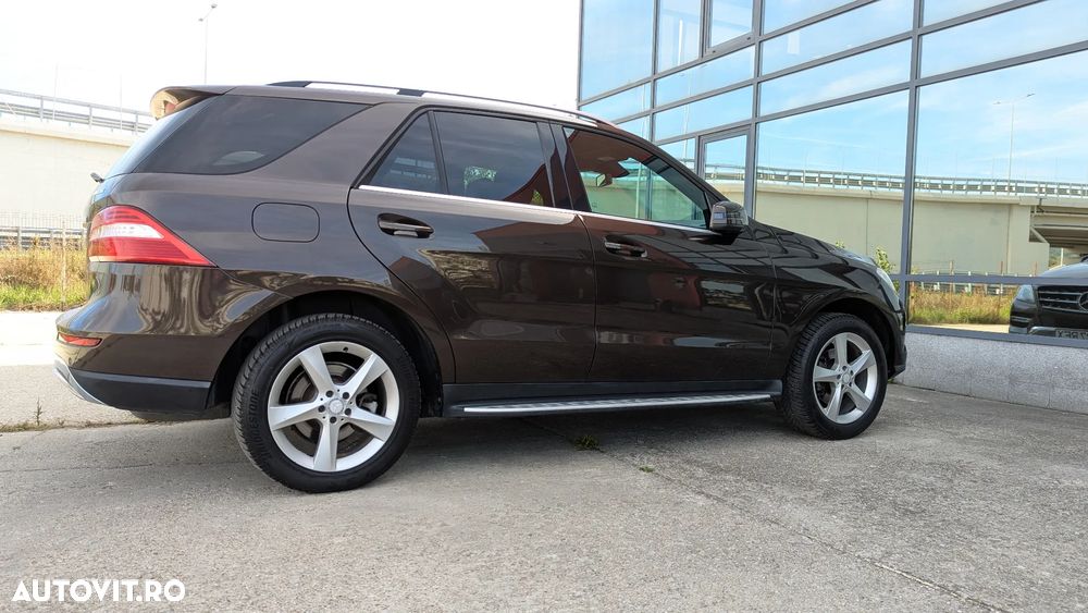 Mercedes-Benz ML 350 BlueTEC 4MATIC 7G-TRONIC - 7