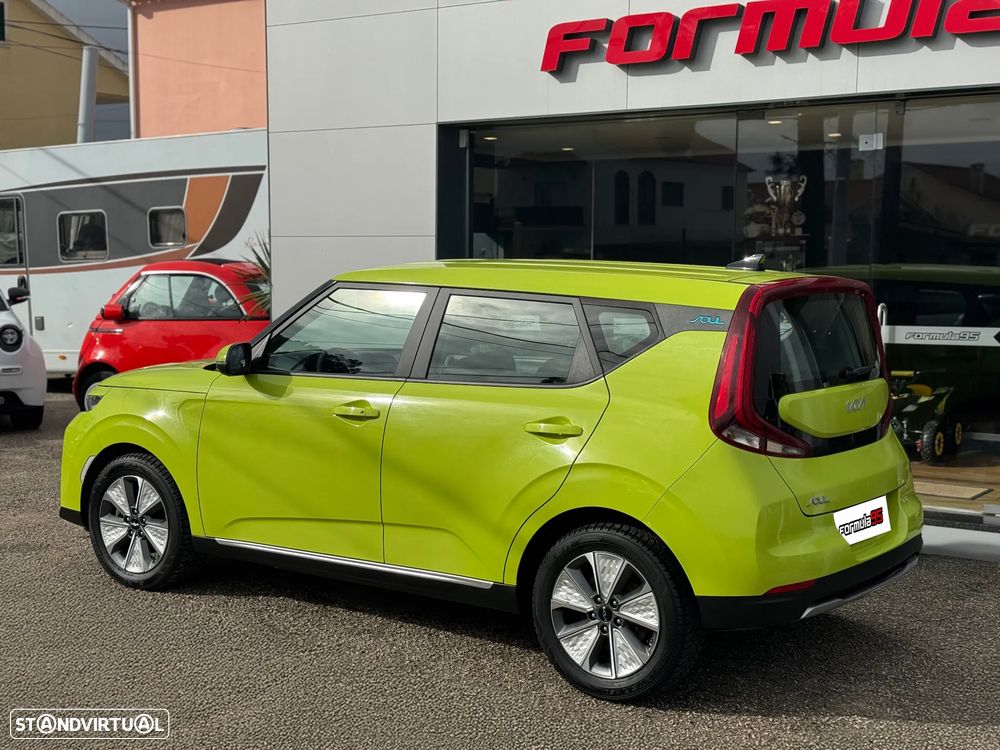 Kia e-Soul Vision - 4