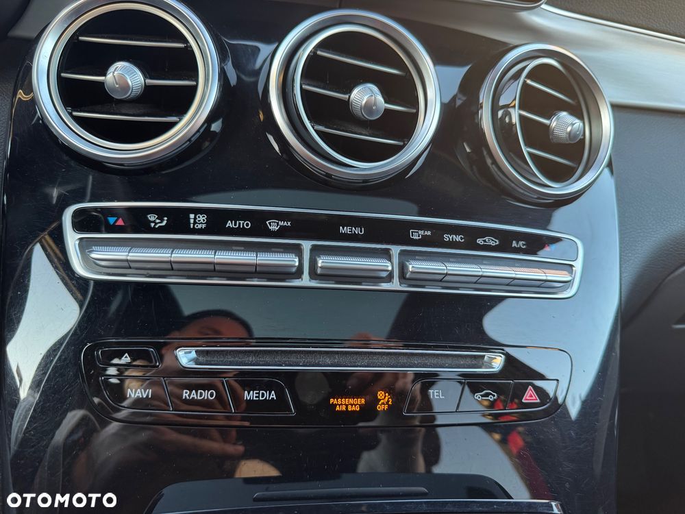 Mercedes-Benz GLC - 7
