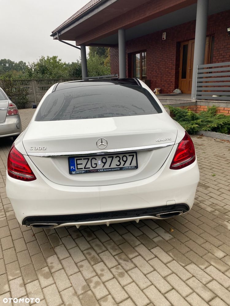 Mercedes-Benz Klasa C 300 9G-TRONIC AMG Line - 2