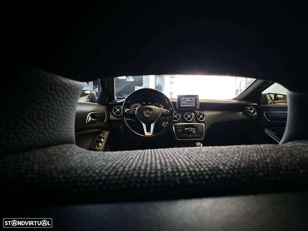 Mercedes-Benz A 180 CDI BlueEFFICIENCY Edition Style - 30