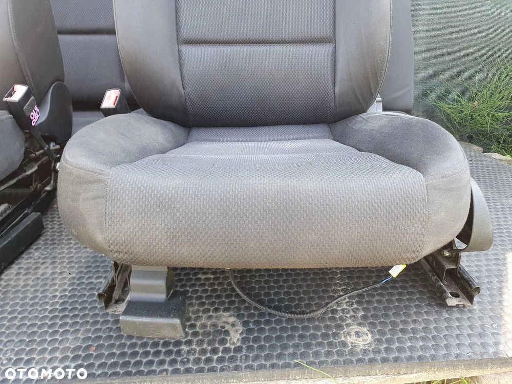 Fotele Fotel Kanapa Nieskladana Welur Czarne Soul Podlokietnik Audi A4 B6 Sedan Komplet - 9