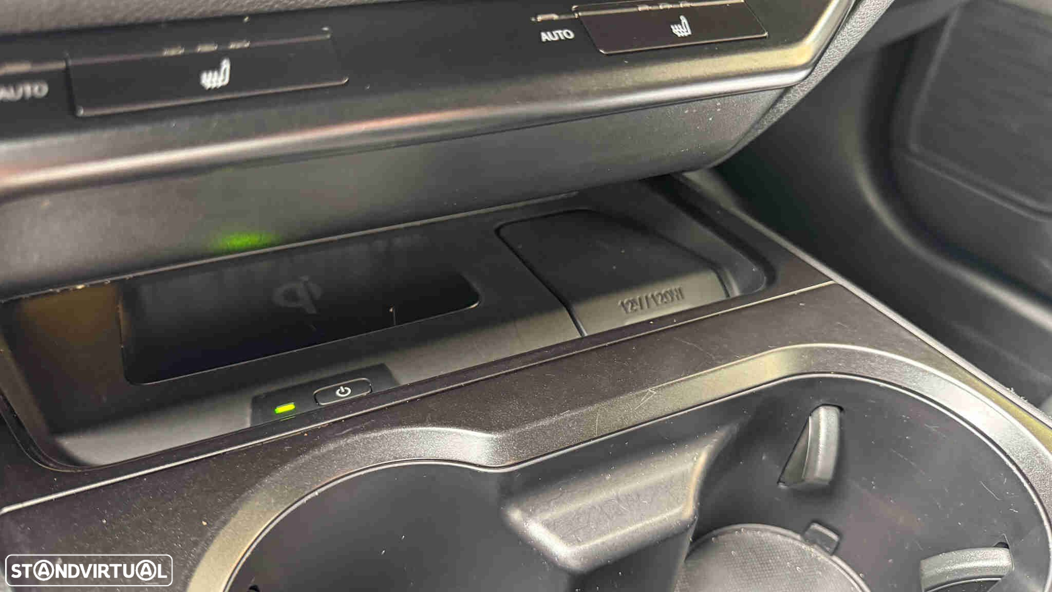 Lexus UX 250h Premium - 14