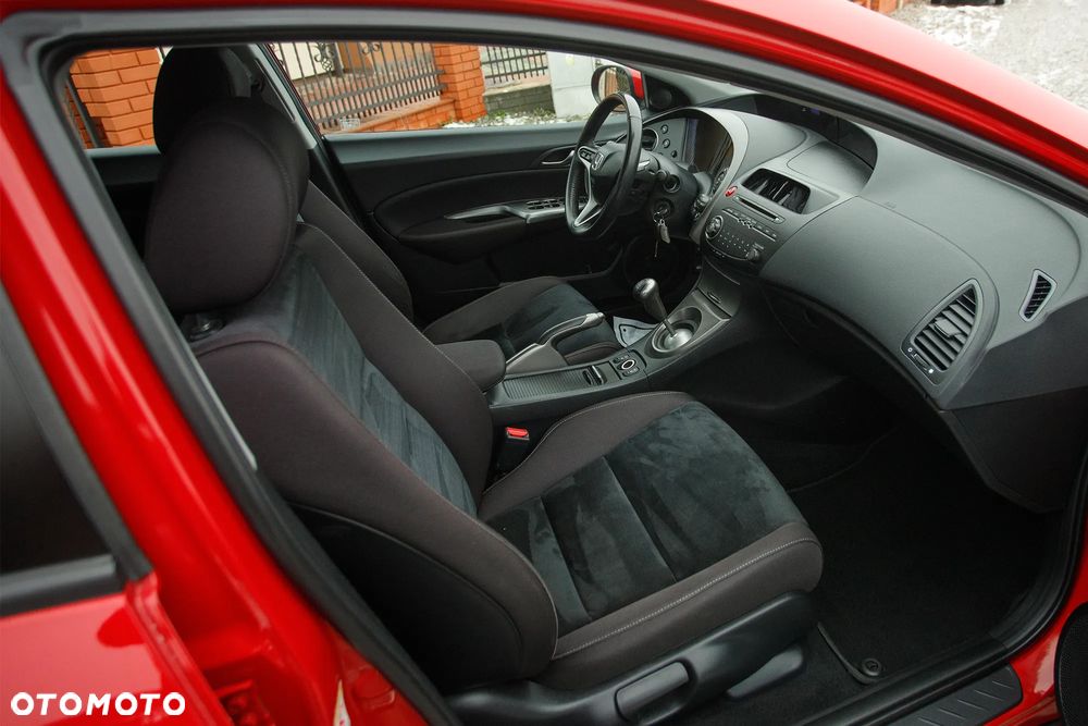 Honda Civic 1.8i-VTEC Sport - 31