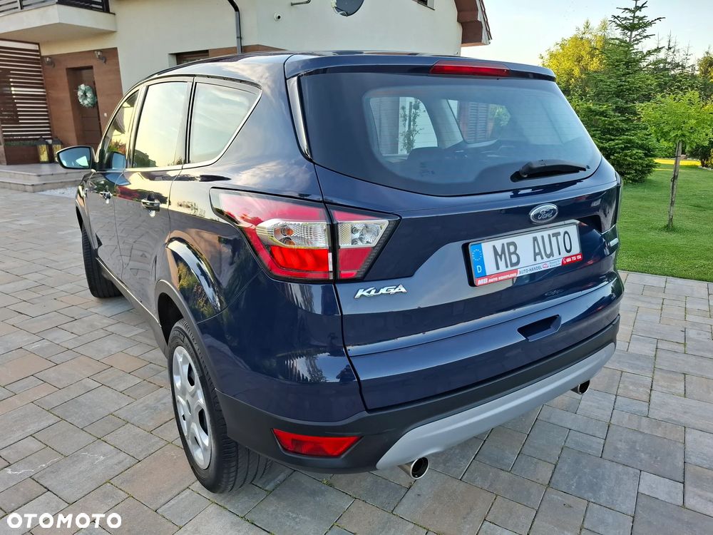 Ford Kuga 1.5 EcoBoost 2x4 Cool & Connect - 16