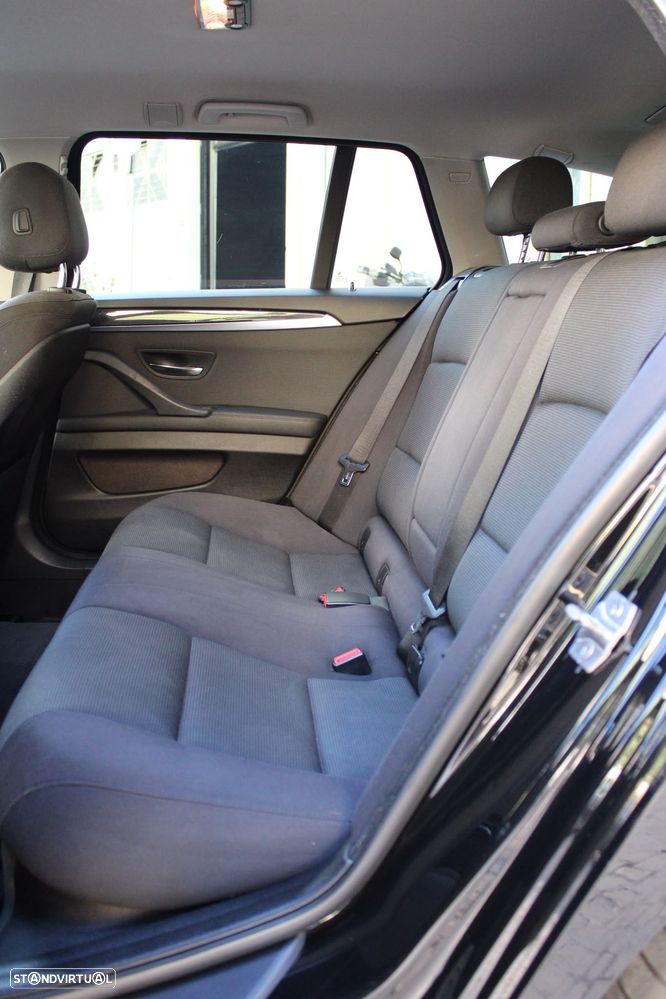 BMW 520 d Luxury Line - 25