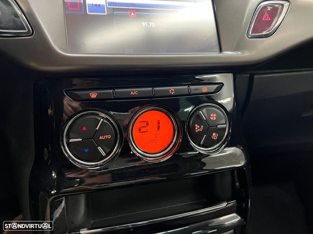 Citroën C3 1.2 PureTech Attraction - 19