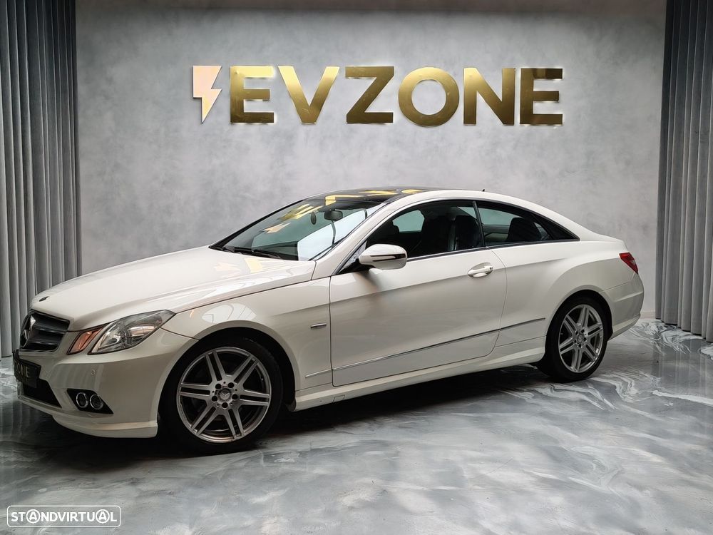 Mercedes-Benz E 250 CGi Classic BlueEfficiency - 4