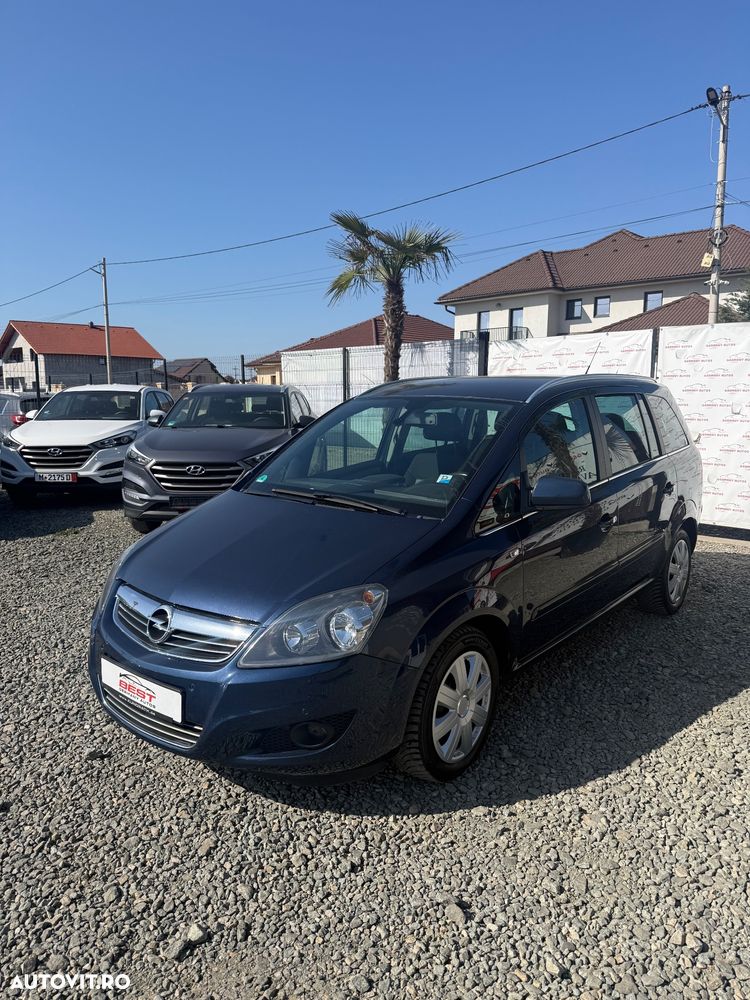 Opel Zafira - 25