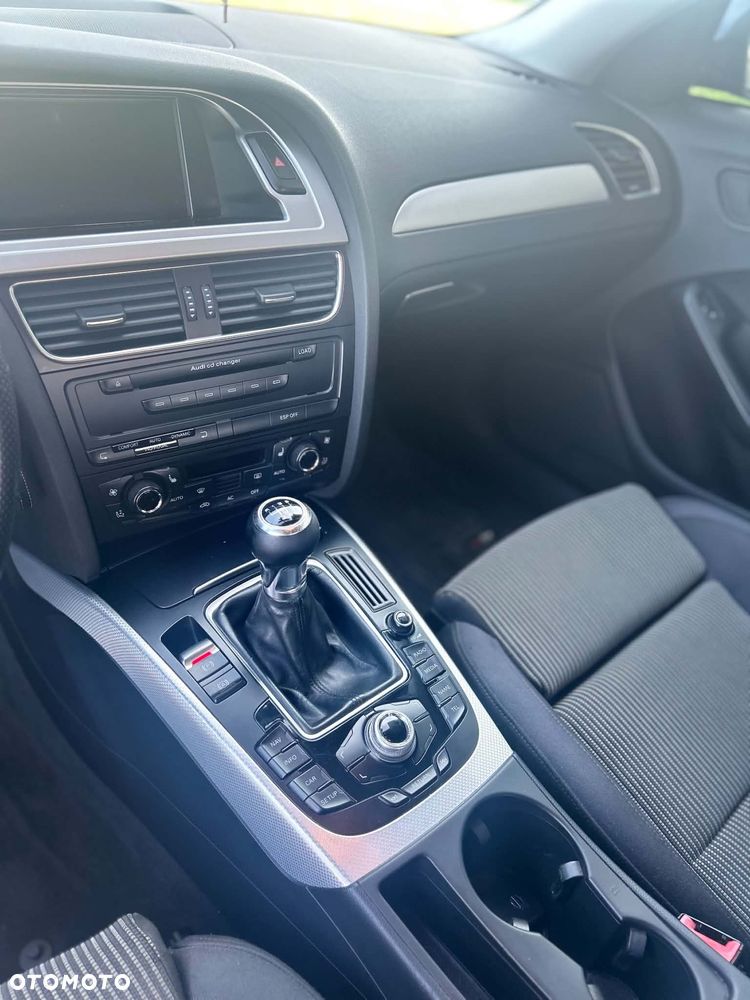 Audi A4 Limousine 2.0 TDI DPF Ambition - 13