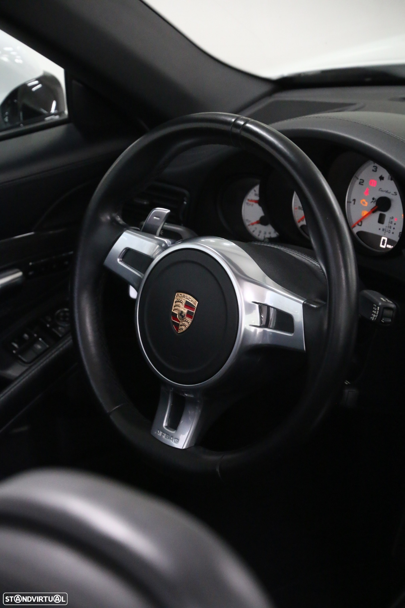 Porsche 911 (991) Turbo S Cabriolet - 8