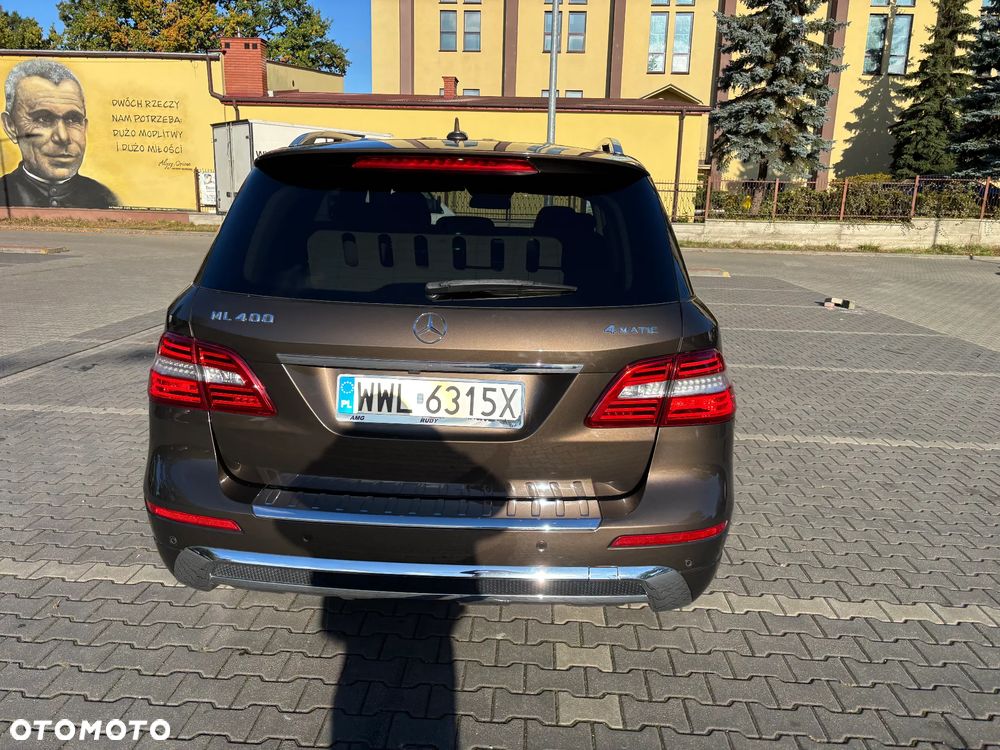 Mercedes-Benz ML 400 4-Matic - 13