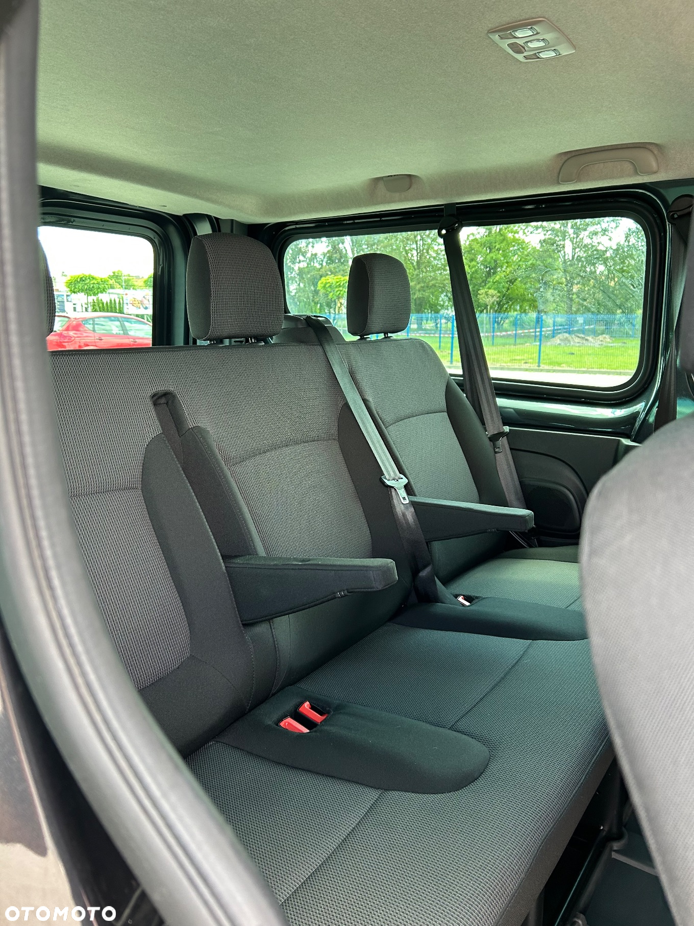 Renault Trafic 2.0 dCi L2H1 HD Extra (bryg.) - 16