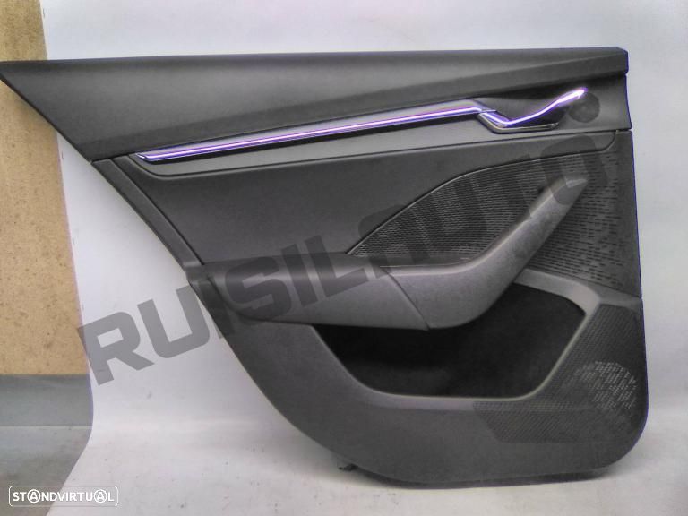 Forra De Porta Trás Esquerda 5e786_7023k Skoda Octavia Iv Combi - 1