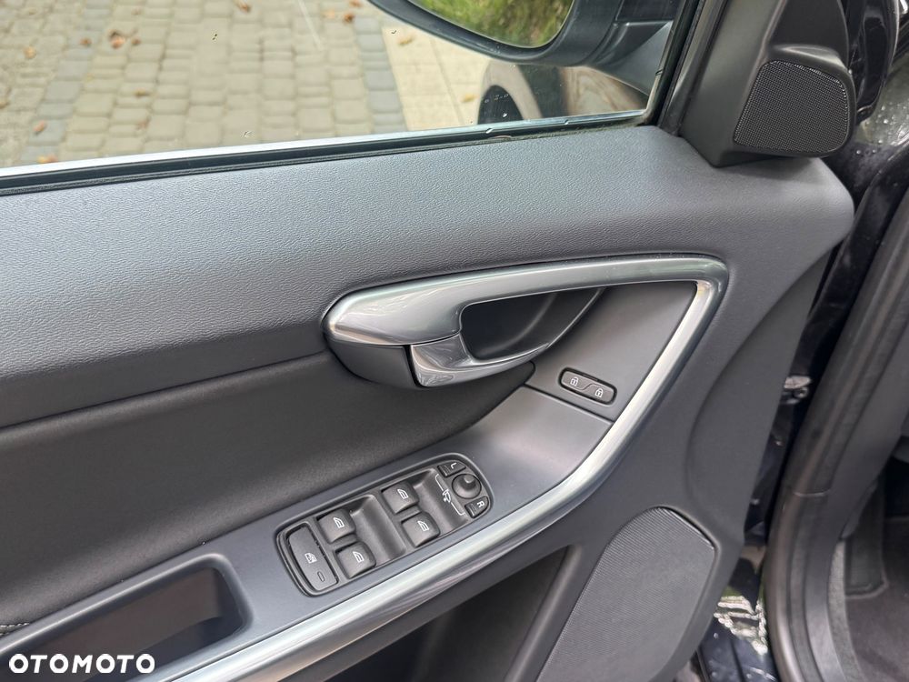 Volvo XC 60 D3 Edition Pro - 13
