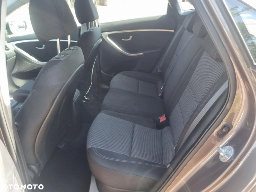 Hyundai i30 1.4 Comfort - 10