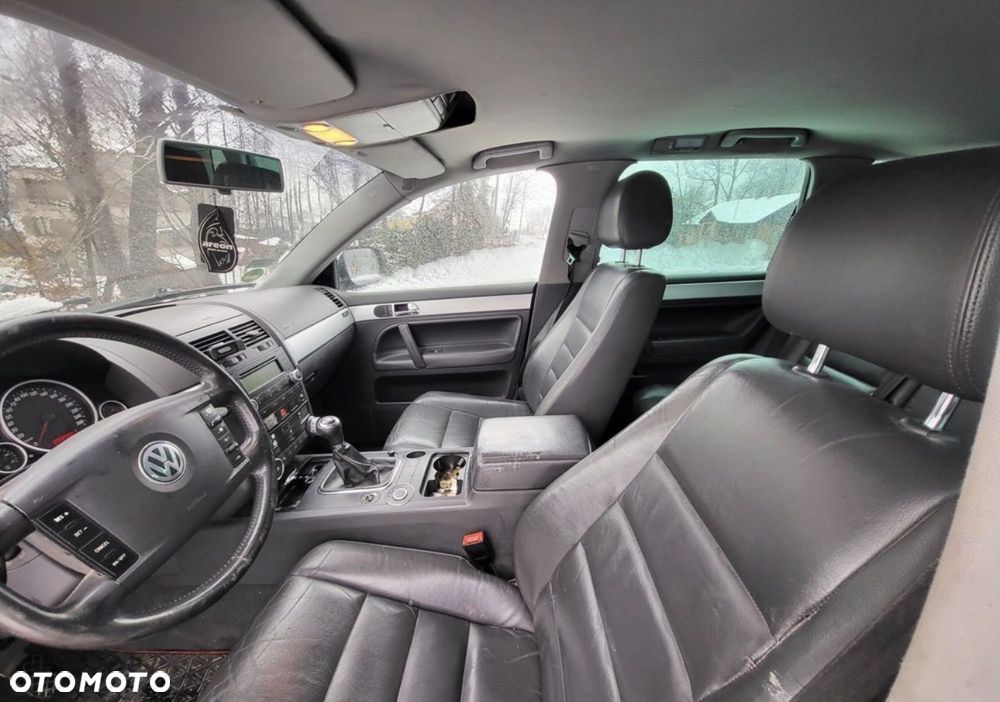 Volkswagen Touareg - 4