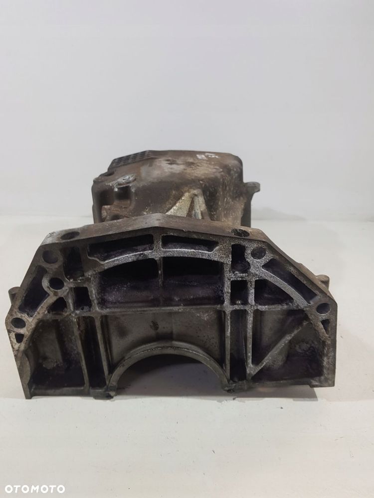 miska oleju olejowa 8200318813 renault nissan 1.5 dci - 3