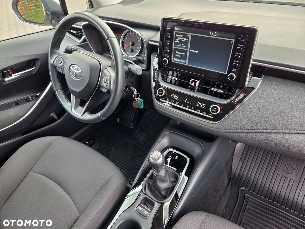 Toyota Corolla - 22