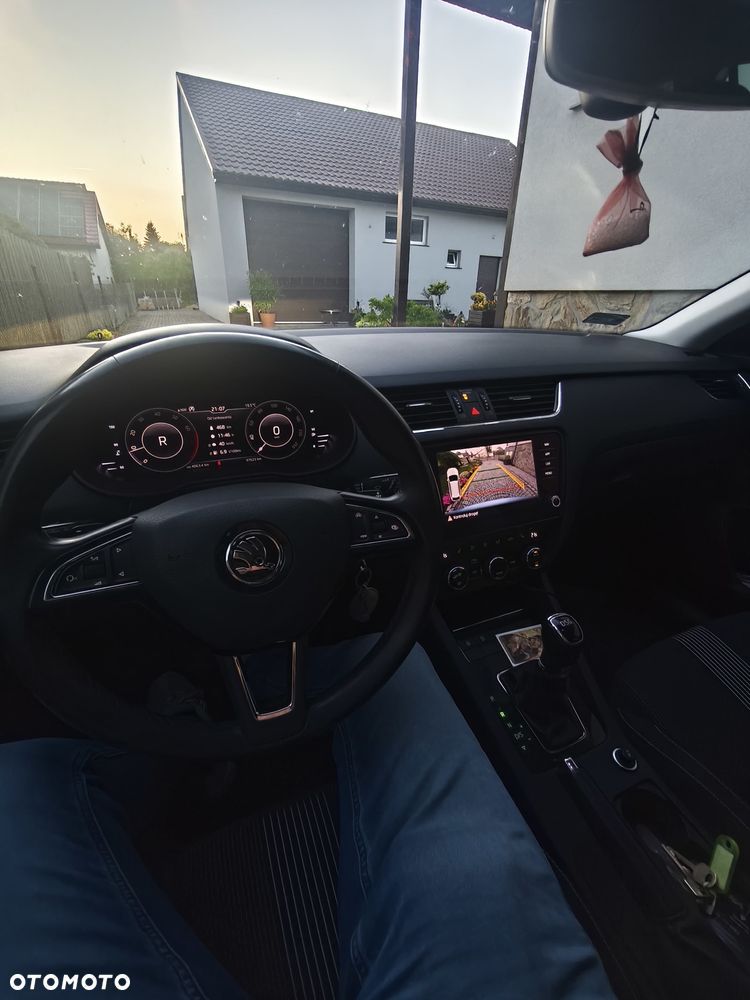 Skoda Octavia - 30