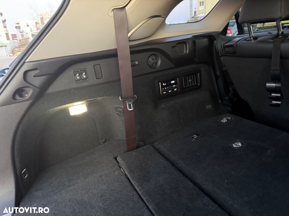 Lexus Seria RX 450hL (hybrid) - 15