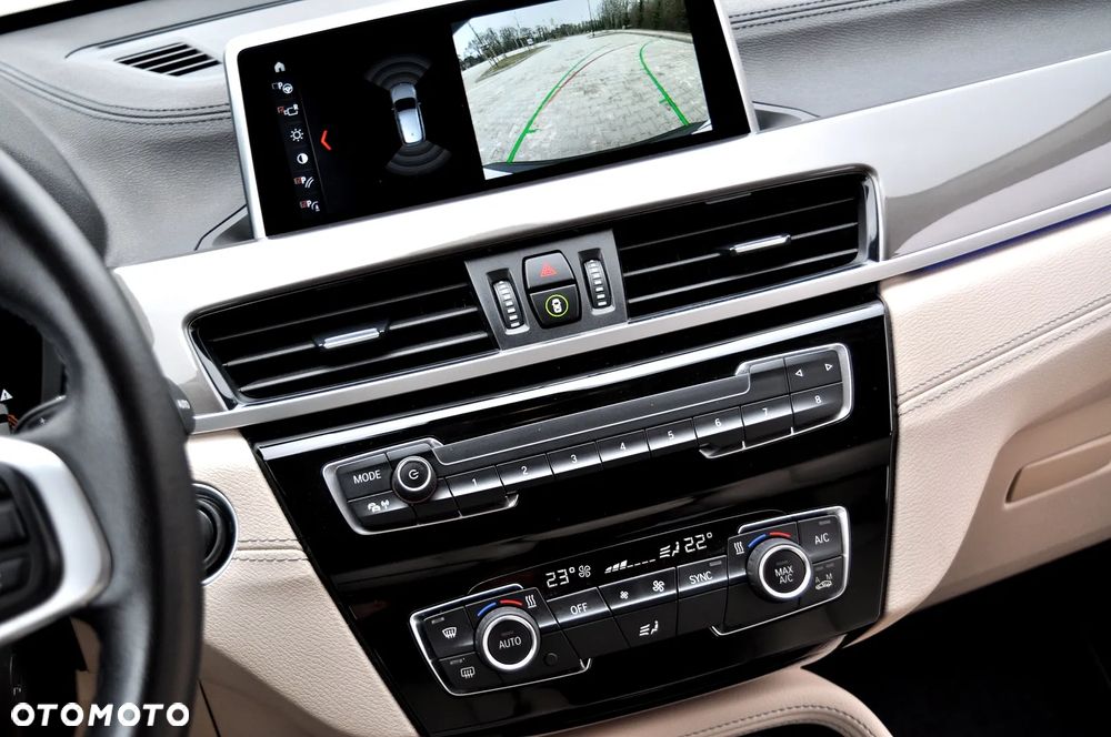 BMW X1 xDrive20d xLine - 32