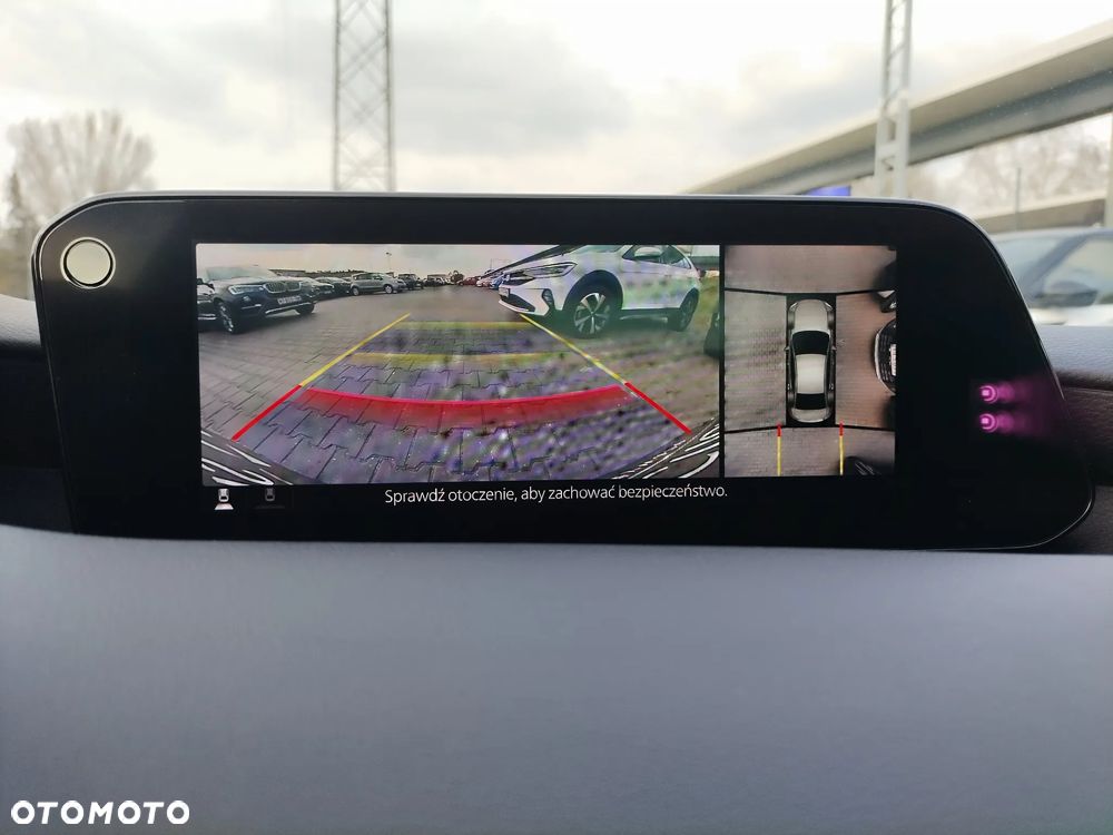 Mazda 3 2.0 mHEV Hikari - 10