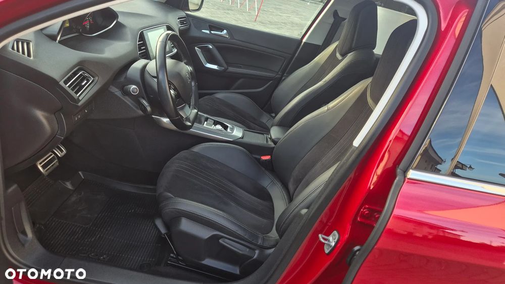 Peugeot 308 BlueHDi 150 EAT6 Stop & Start GT-Line Edition - 11