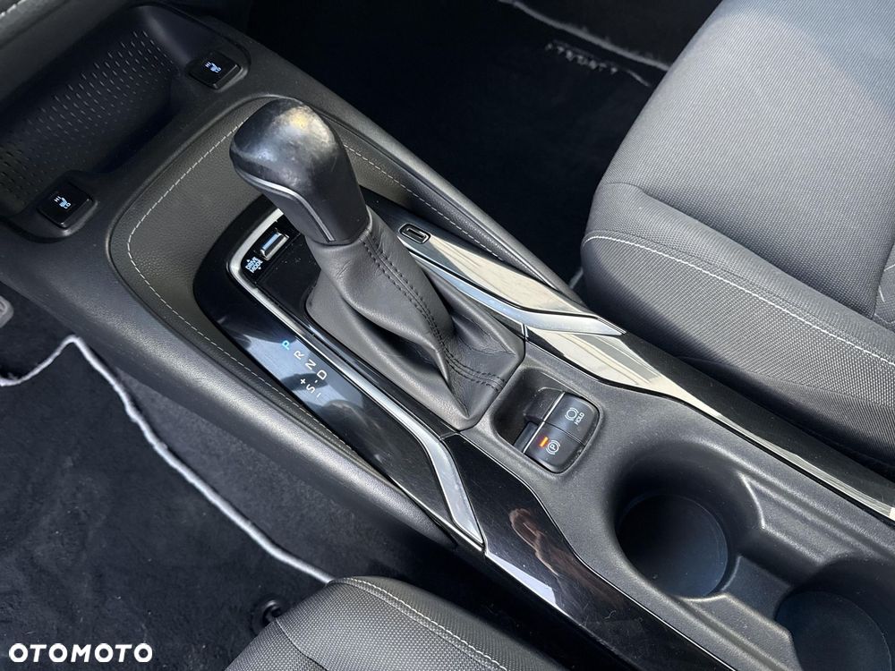 Toyota Corolla 2.0 Hybrid Comfort - 19